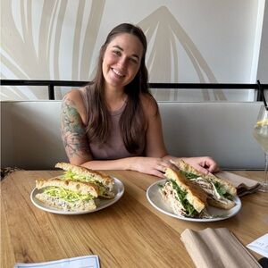 Meet your Posher, Briana